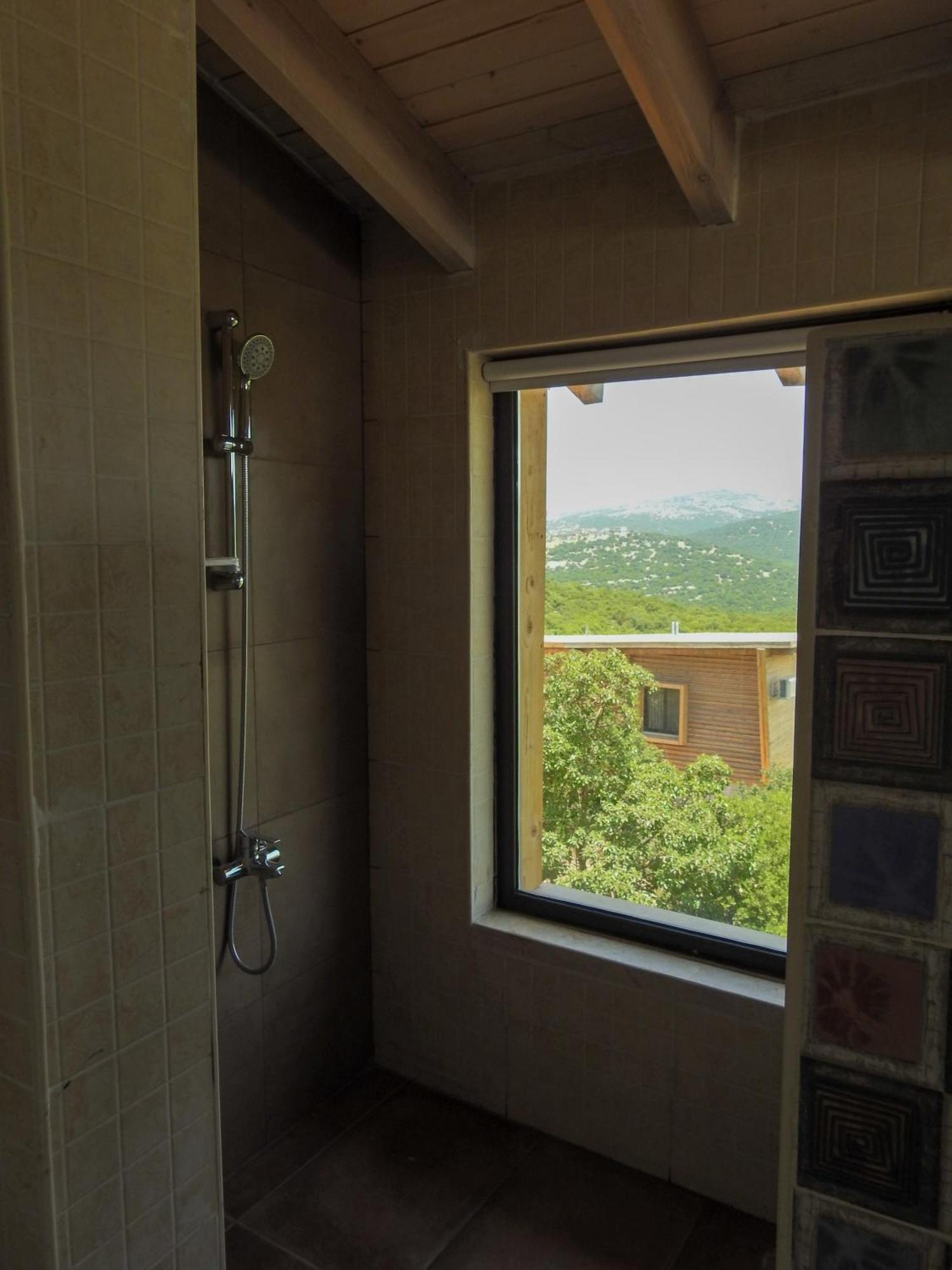 Ajloun Forest Reserve Jarash Luaran gambar